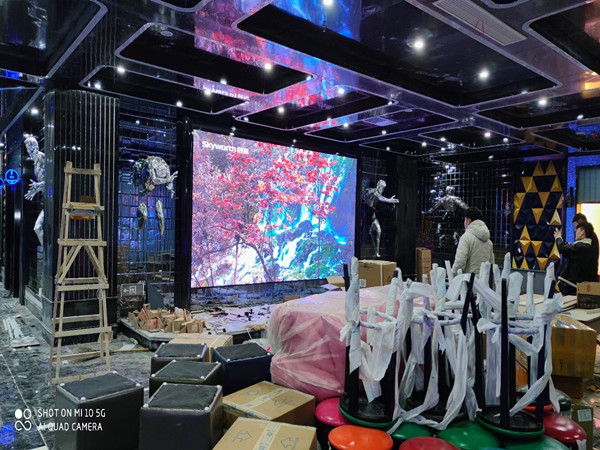 韶关市室内P2.5全彩显示屏